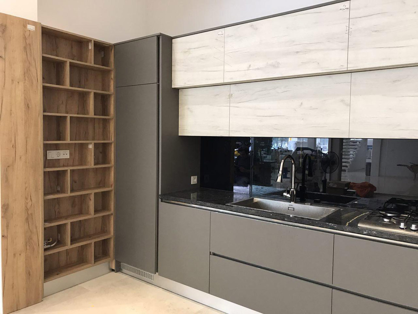 کابینت تاپ لاین